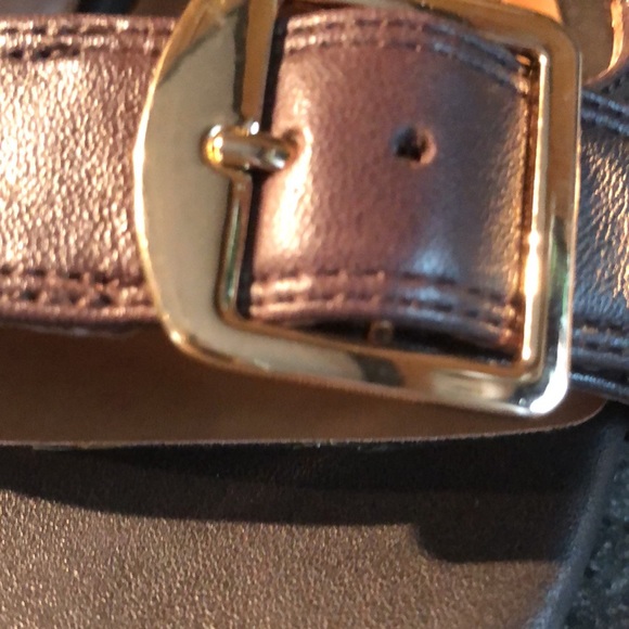 BCBG shoes - Picture 7 of 7